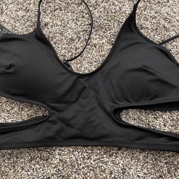 H&M Cutout Bikini Top NWT - Picture 2 of 5